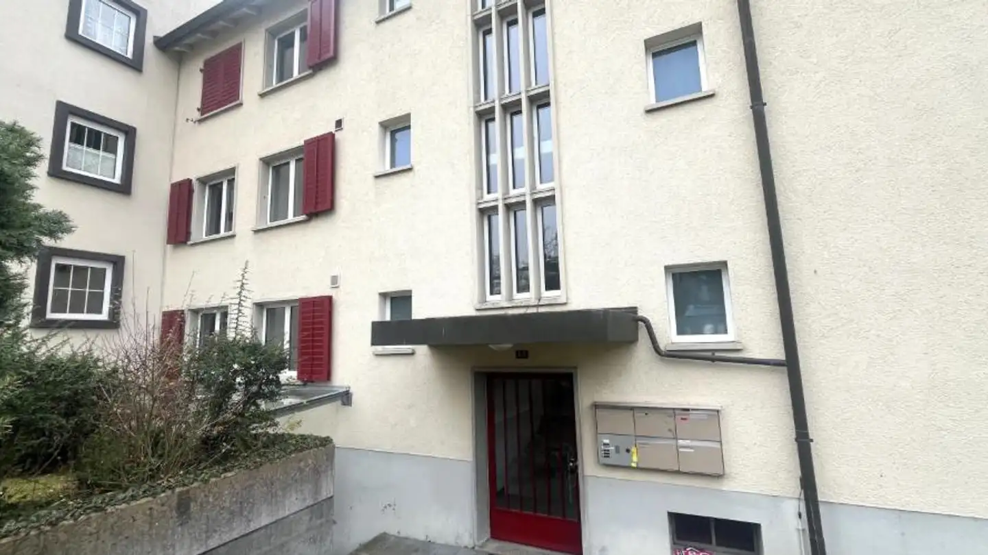Parcheggio esterno in affitto - Hittnauerstrasse 60, 8330 Pfäffikon ZH