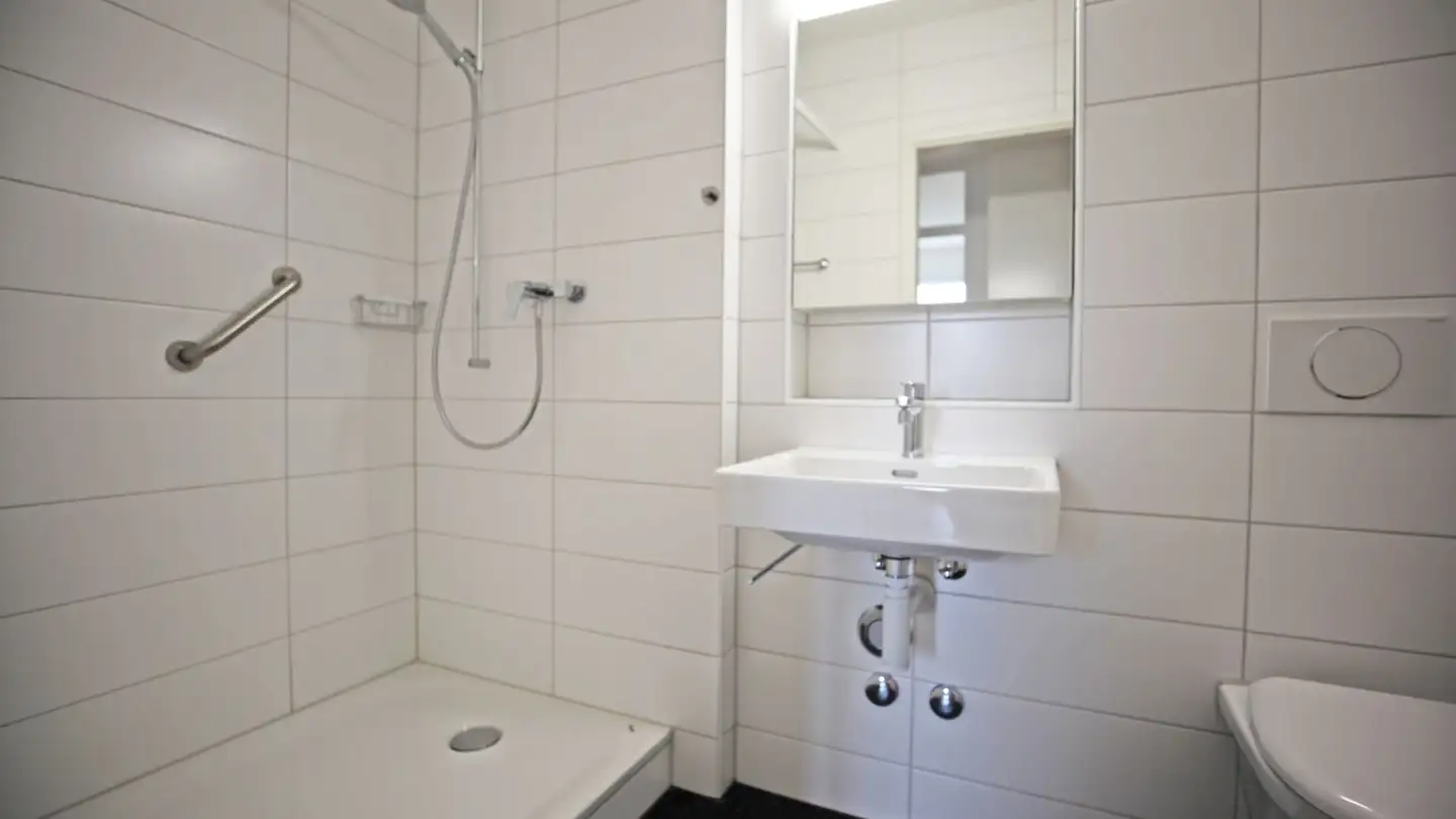 Attic flat for rent - Schwarzenburgstrasse 761, 3145 Niederscherli - Photo 3