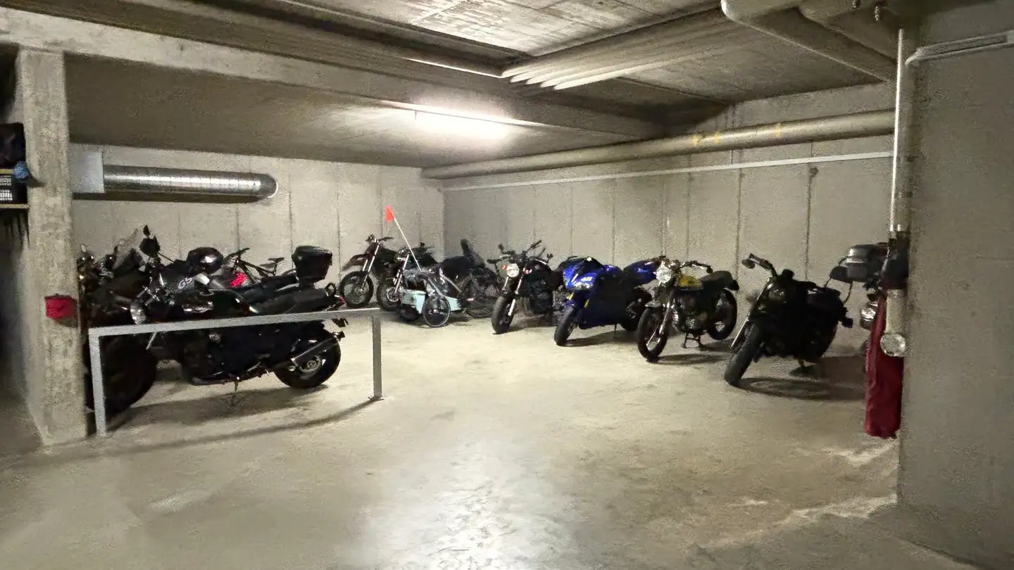 Place de parking souterraine à louer - Schlattweg 13, 3054 Schüpfen - Photo 3