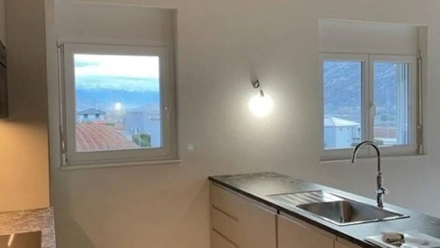 Appartement à louer - Avenue De La Gare 6e, 1955 St-Pierre-de-Clages - Photo 2