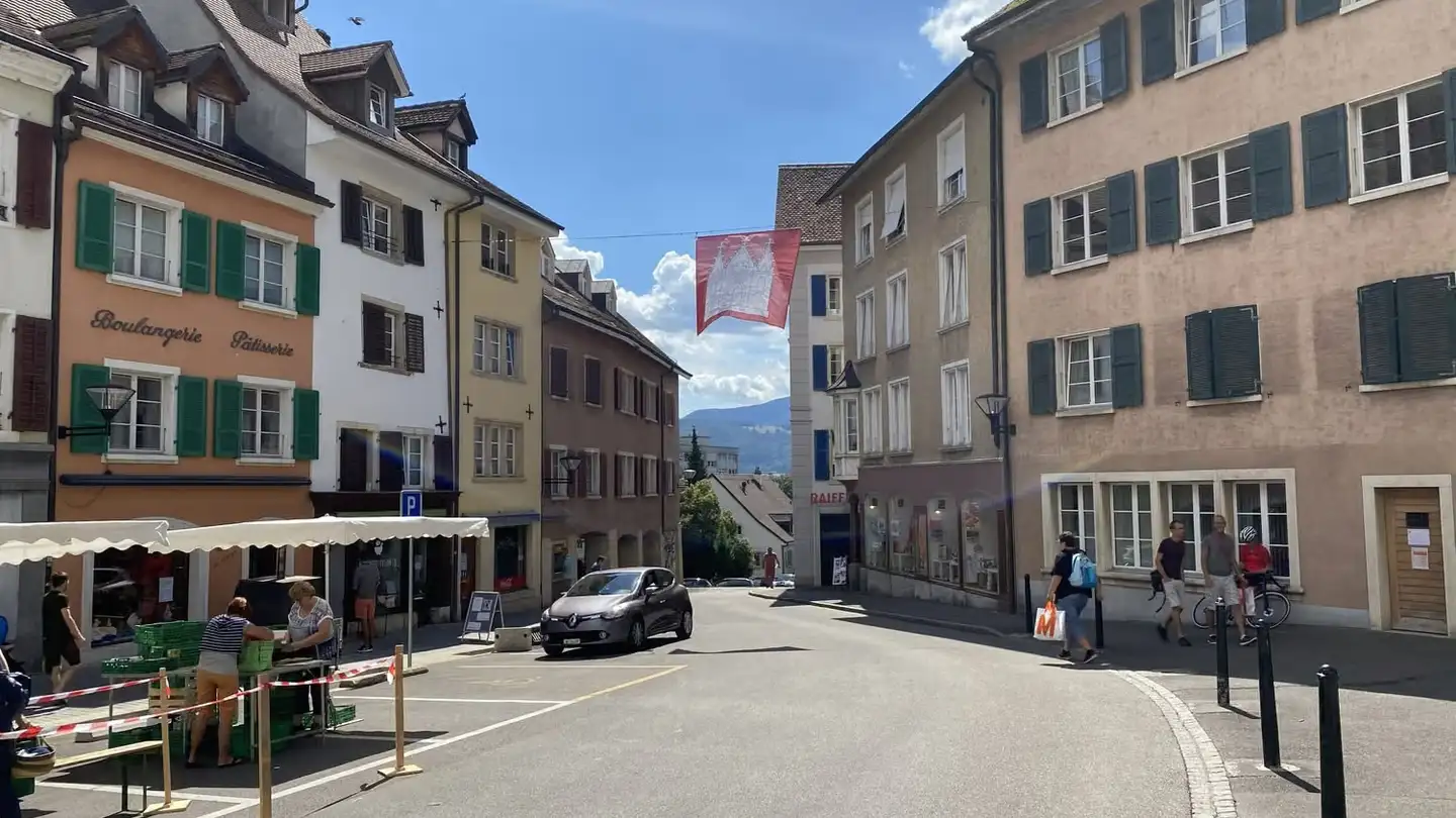 Geschäft mieten - Rue Pierre-Péquignat 5, 2800 Delémont