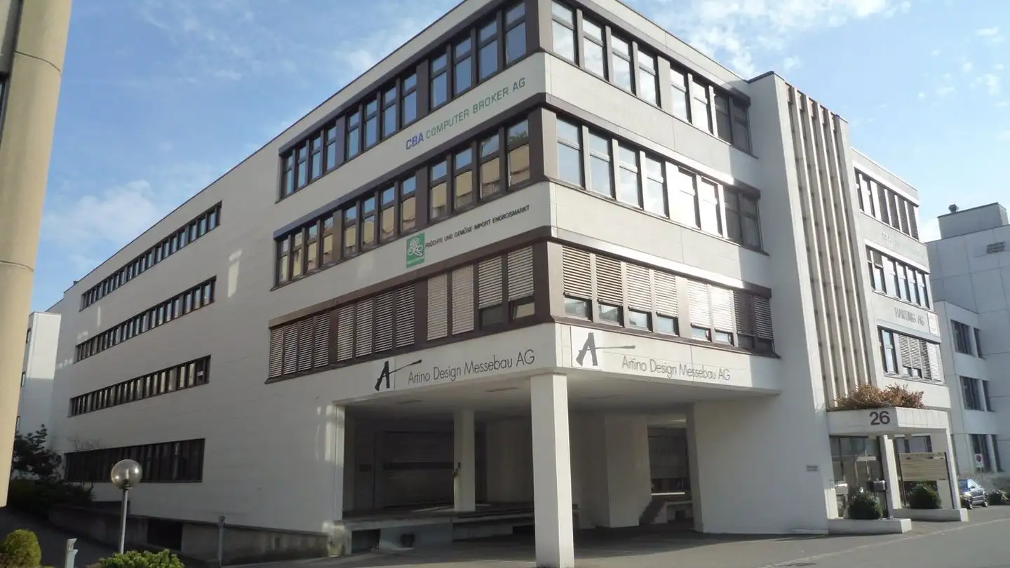 Proprietà industriale in affitto - Industriestrasse 26, 8604 Volketswil