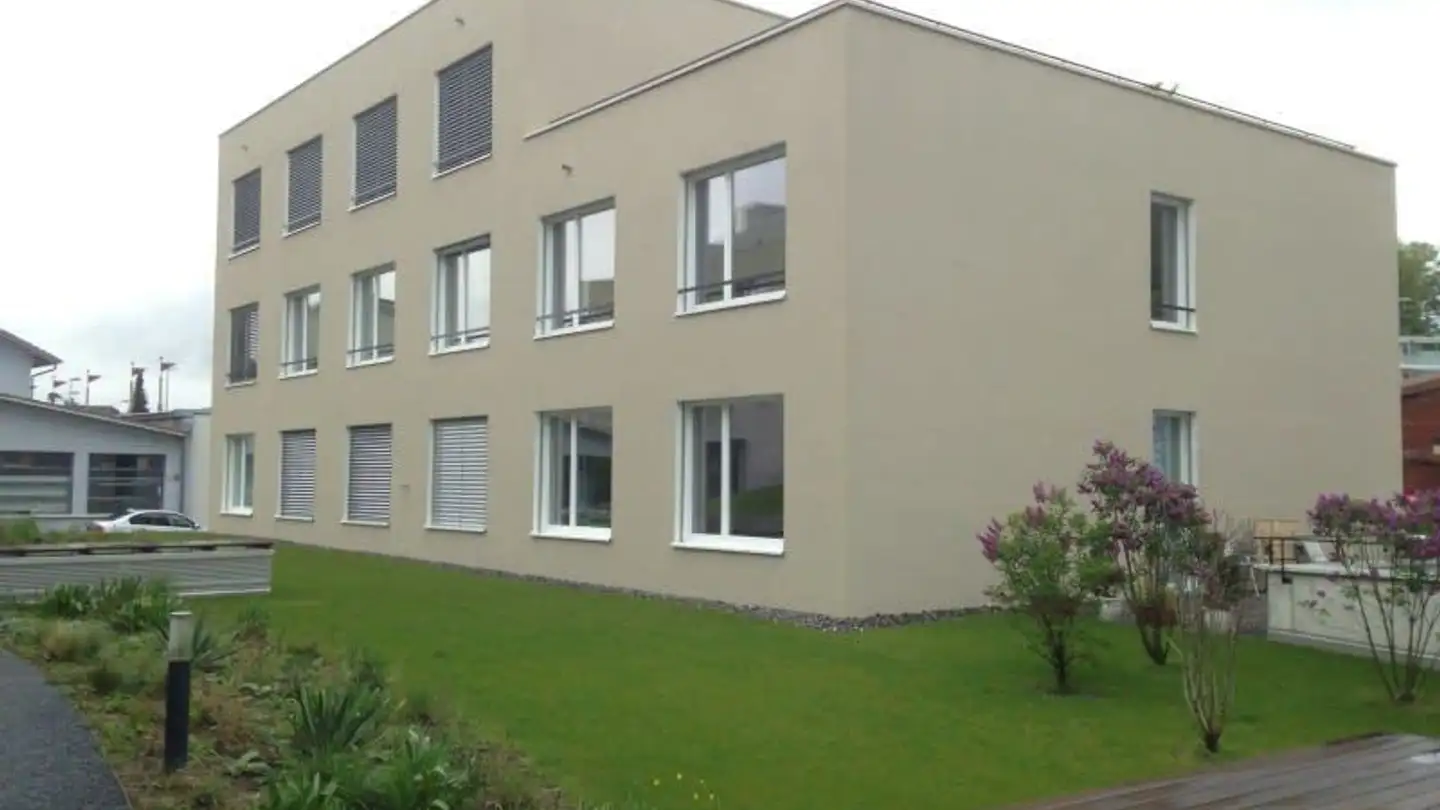 Bürofläche mieten - Röhrlistrasse 3, 6353 Weggis