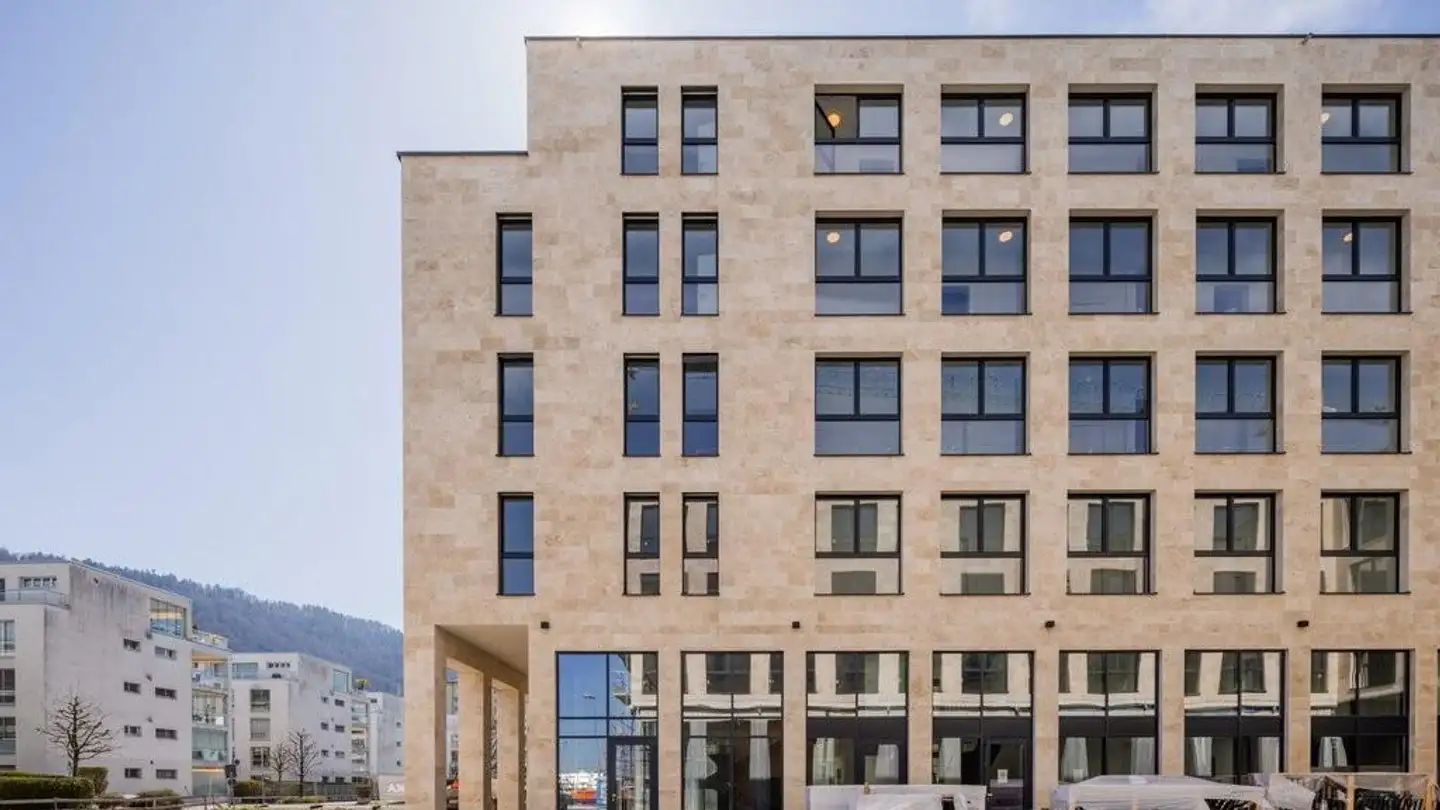 Commercial à louer - Bodenhof 1, 6014 Luzern