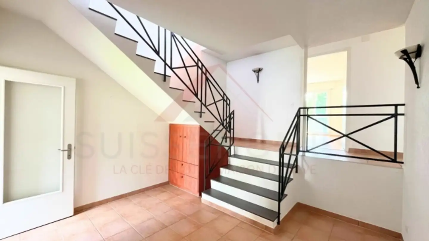 Appartamento in vendita - 2068 Hauterive NE - Photo 3