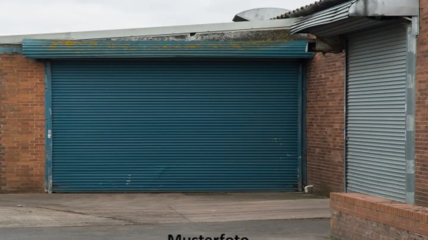 Garage in vendita - Le Muguet, 2923 Courtemaîche