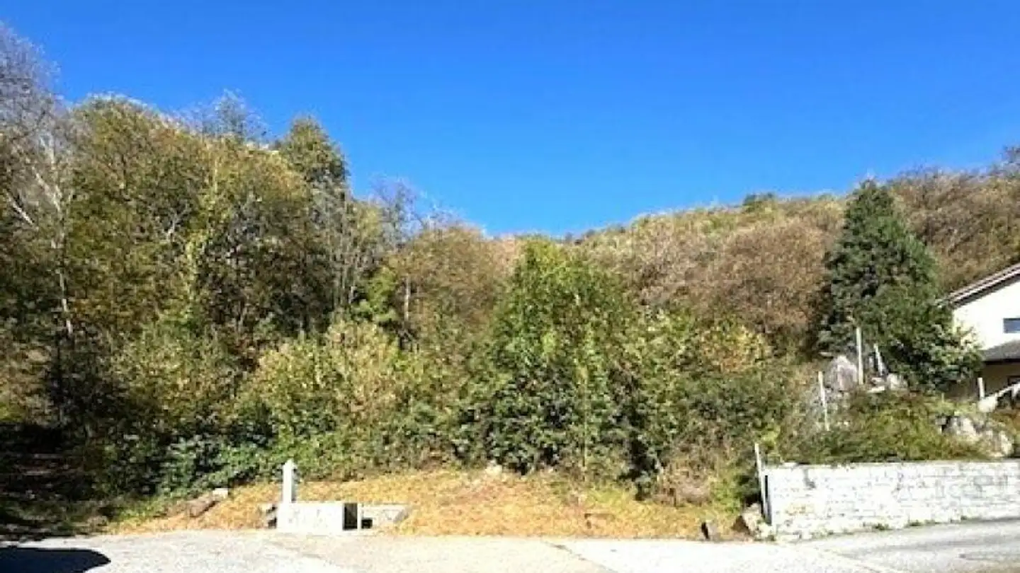 Constructible plot for sale - 6745 Giornico