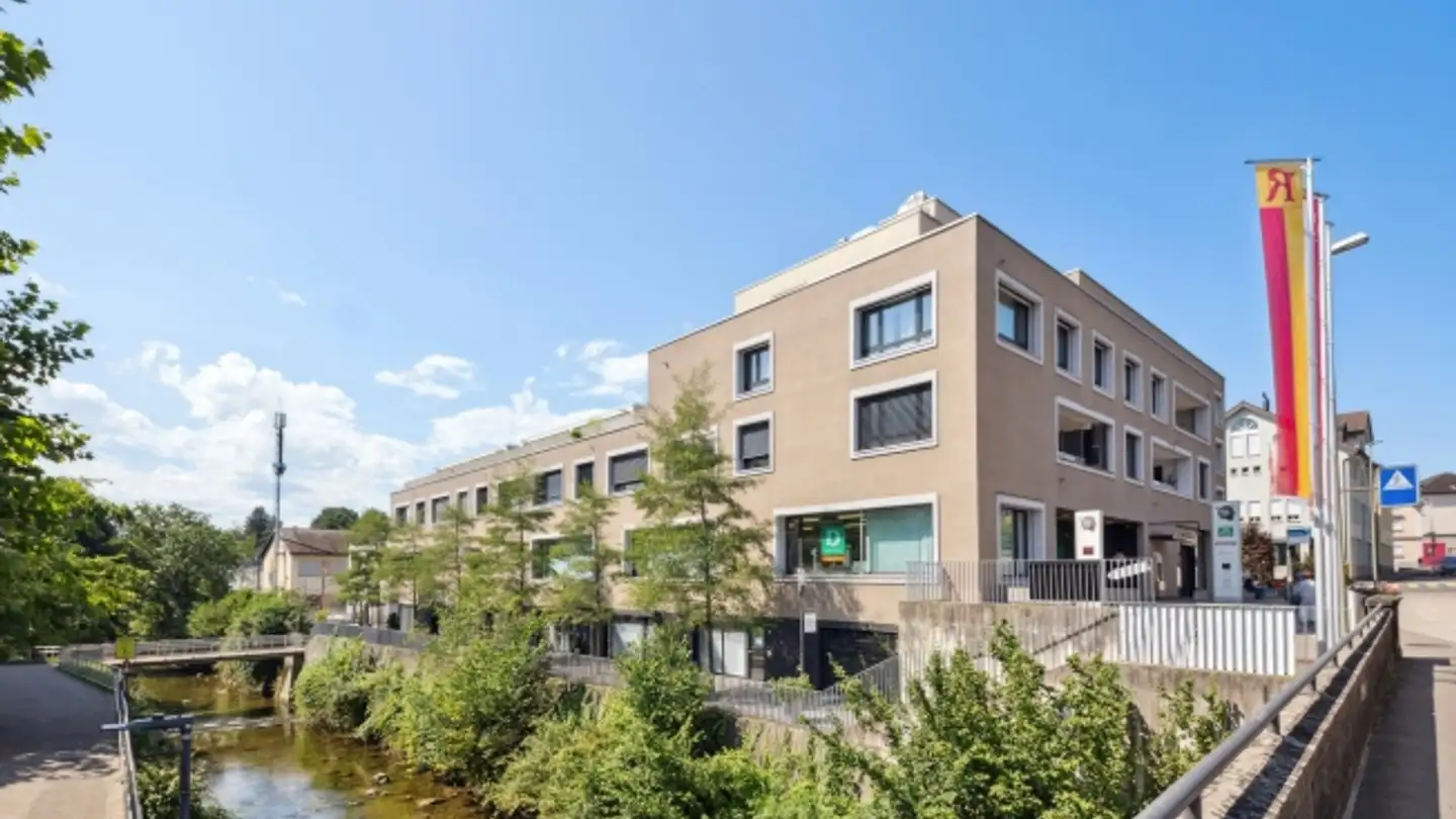 Mixed-use building for rent - Dorfstrasse 10, 8630 Rüti ZH