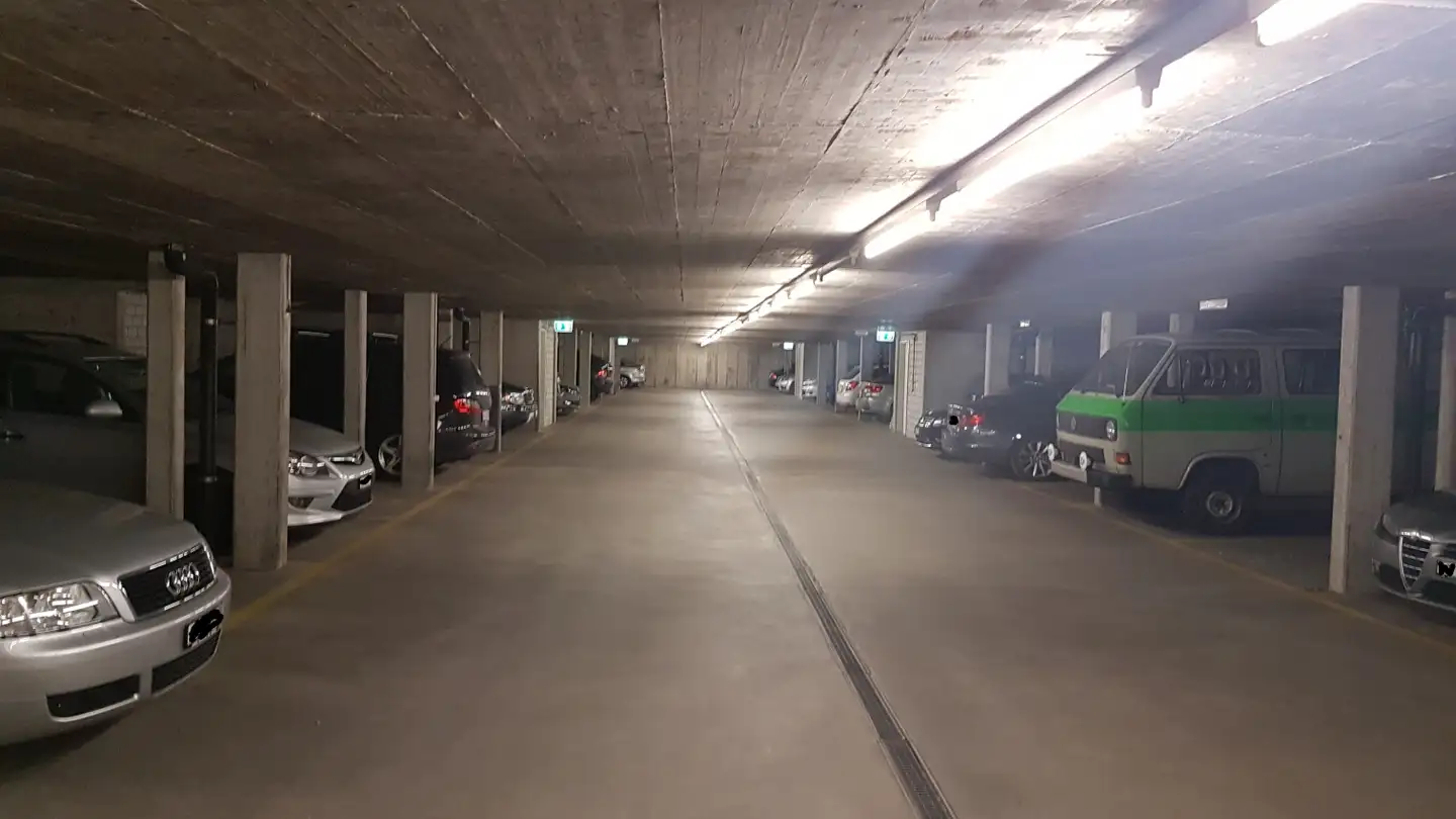 Place de parking extérieure à louer - Langäcker 6, 5430 Wettingen