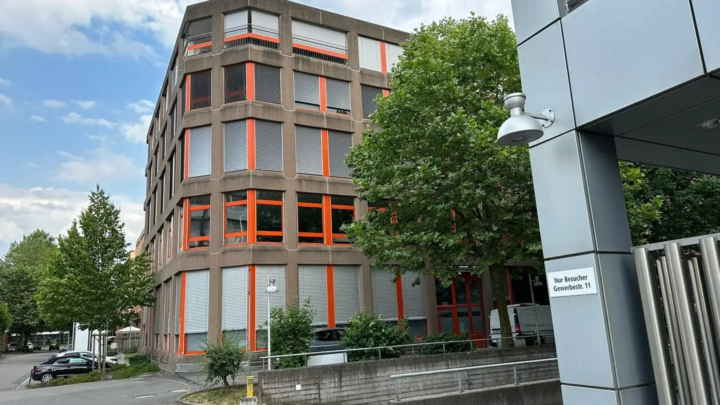 Spazio ufficio in affitto - Gewerbestrasse 9, 6330 Cham - Foto 2