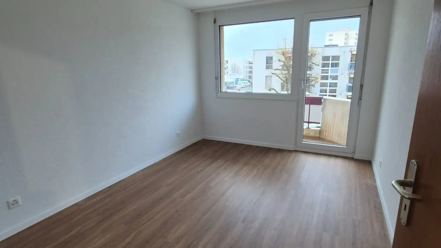 Appartement à louer - Chemin De Sous-Bois, 1400 Yverdon-les-Bains - Photo 2