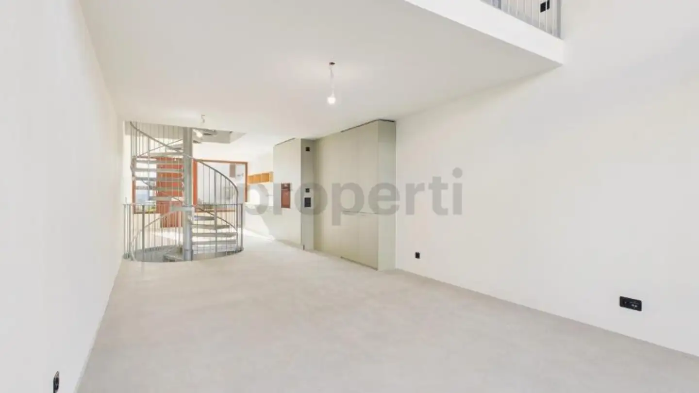 Row house for rent - 8905 Islisberg - Photo 4