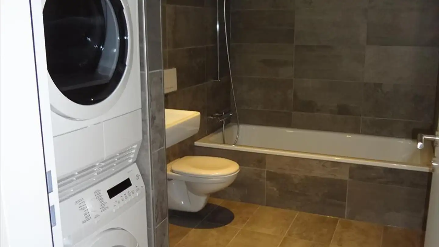 Appartamento in affitto - Allmendstrasse 5, 3600 Thun - Photo 4