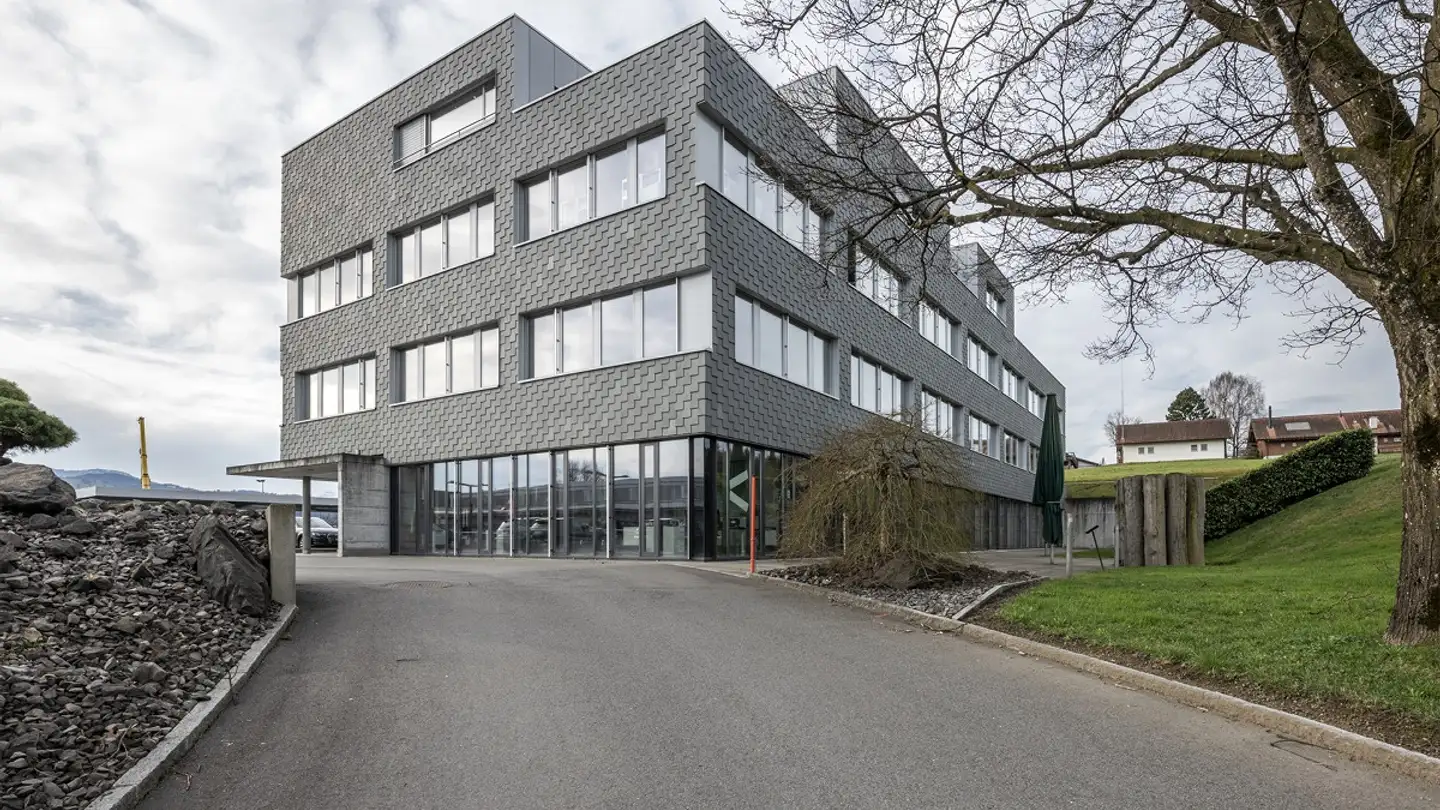 Bürofläche mieten - 6340 Baar