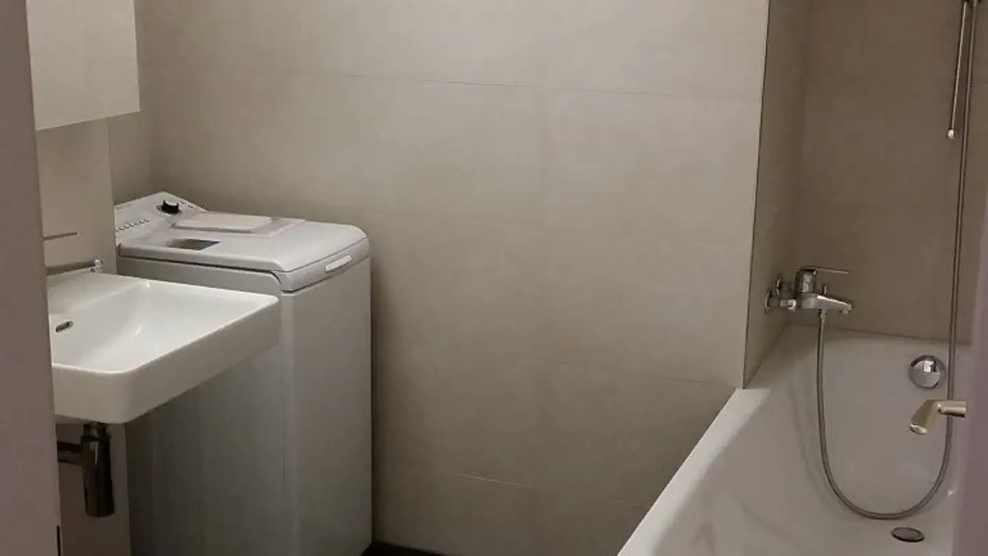 Wohnung mieten - Fronalpstrasse 14, 8752 Näfels - Foto 4