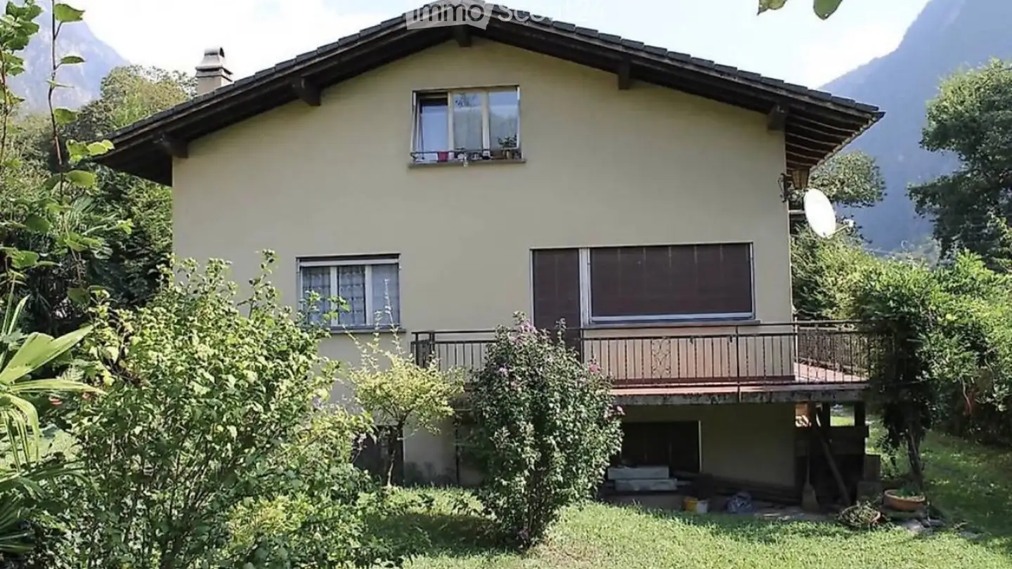 Einfamilienhaus kaufen - Via Ronch De Penagia, 6557 Cama