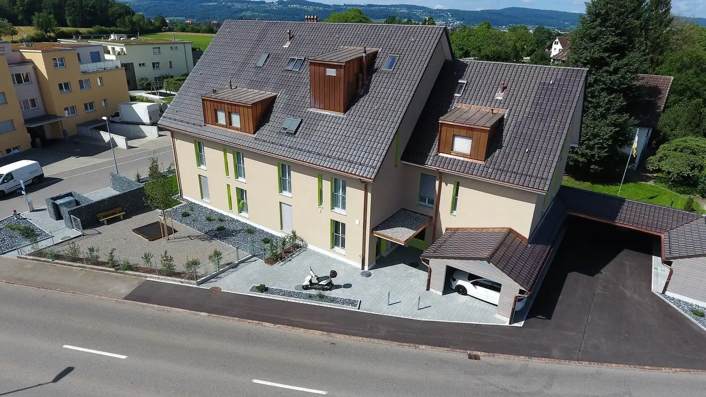 Appartement à louer - Hardstrasse 12, 8604 Volketswil