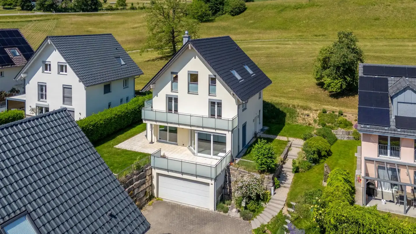 Einfamilienhaus kaufen - Hinterdorfstrasse 48, 8194 Hüntwangen