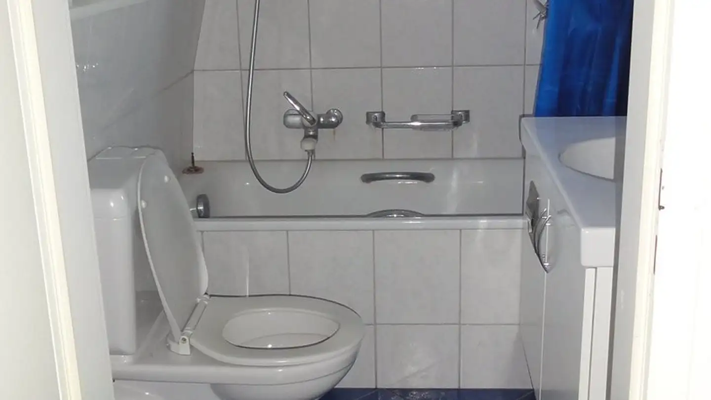 Single room for rent - Bahnhofstrasse, 8500 Frauenfeld