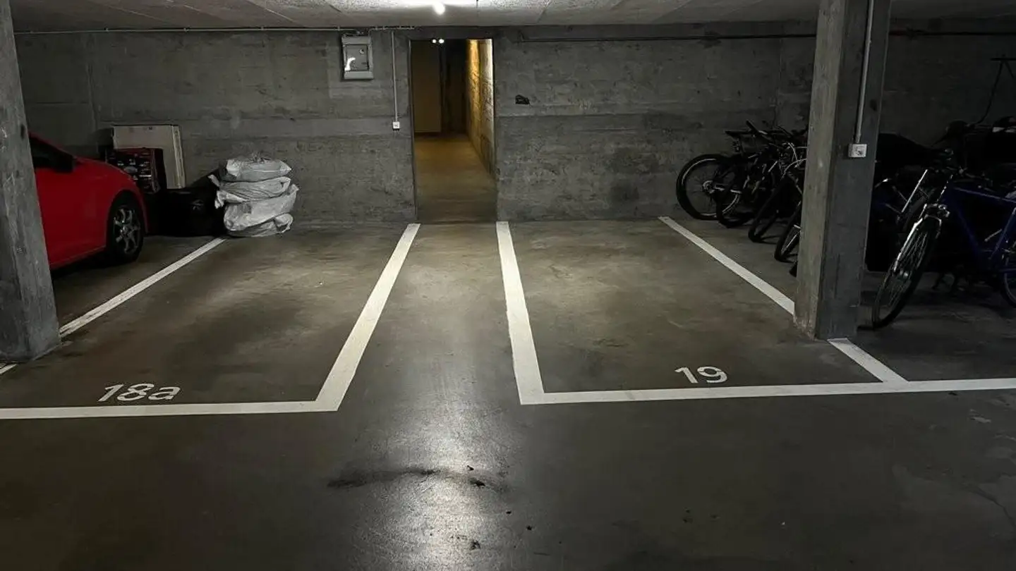 Tiefgaragenstellplatz mieten - Thunstrasse 192, 3074 Muri b. Bern - Foto 3