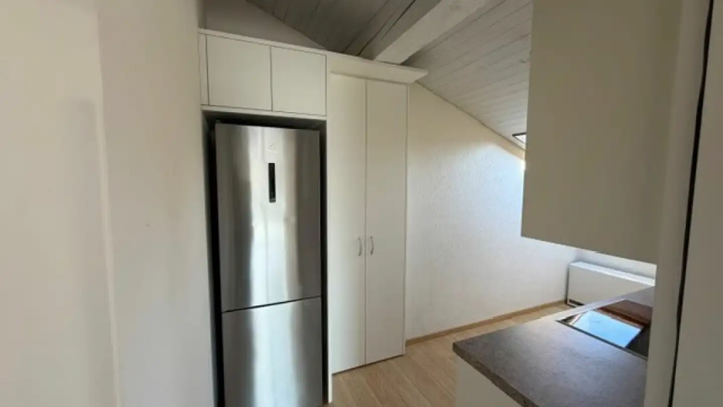Dachgeschosswohnung mieten - Grenzstrasse 16, 4226 Breitenbach - Foto 3