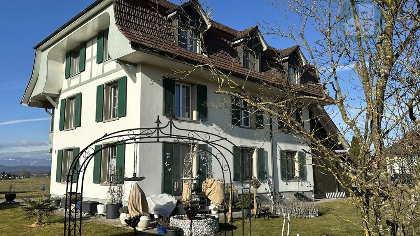 Residential building for sale - 3309 Kernenried