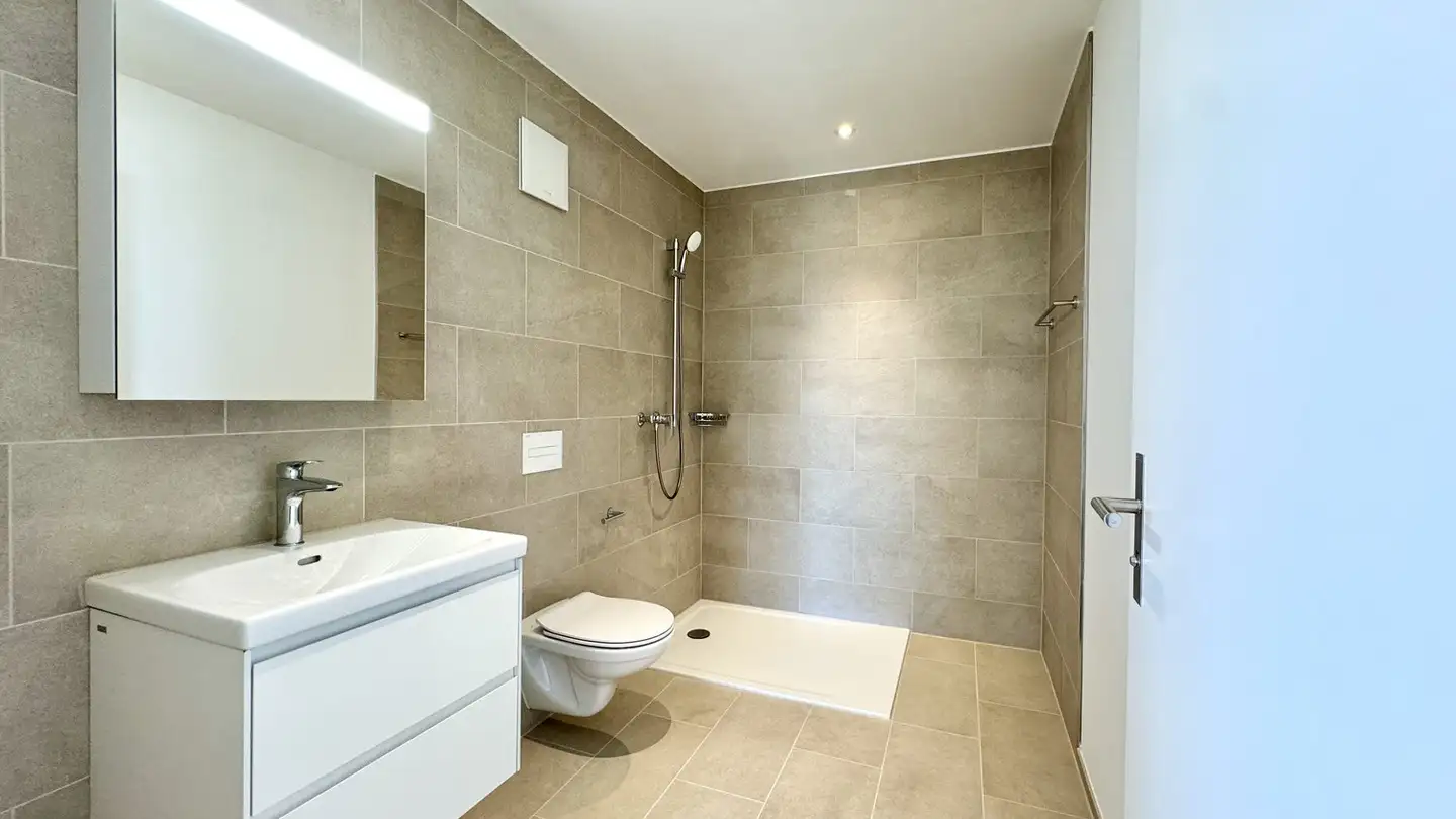 Appartamento in affitto - Rebenweg 8, 3236 Gampelen - Foto 2