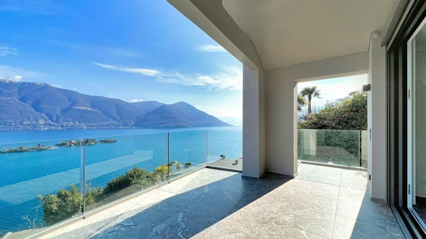 Villa for sale - Via Ronco, 6613 Porto Ronco