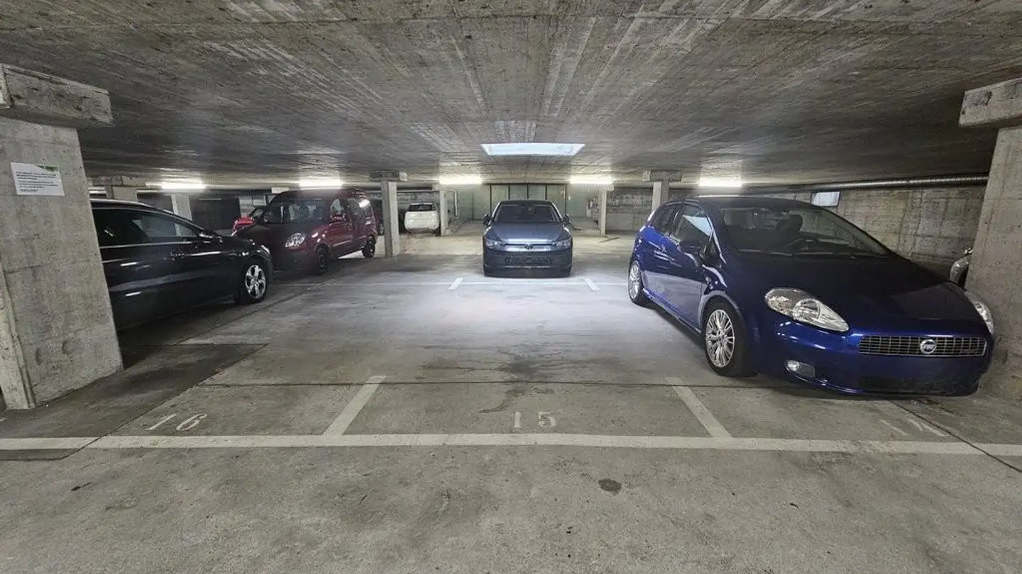 Single garage for rent - Bahnhofstrasse 60, 4132 Muttenz - Photo 3