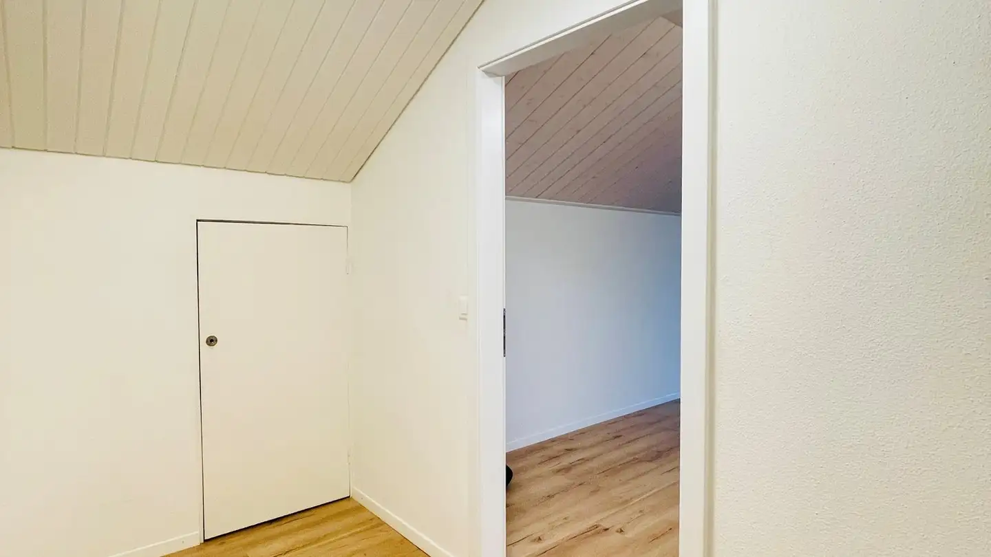 Dachgeschosswohnung mieten - Mattenstrasse 3, 2558 Aegerten - Foto 4