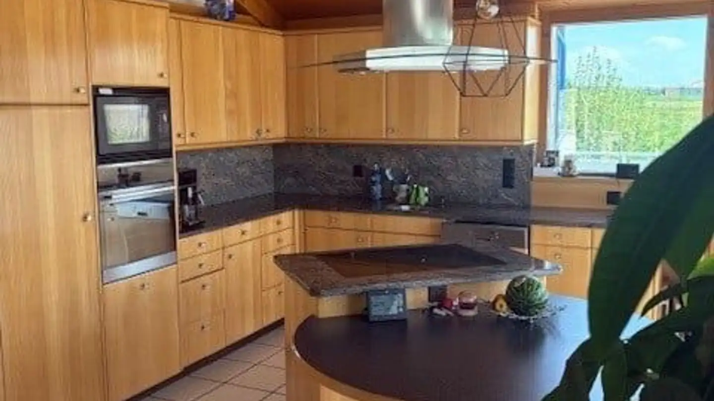 Dachgeschosswohnung mieten - Dorfstrasse 29, 3214 Ulmiz - Foto 3