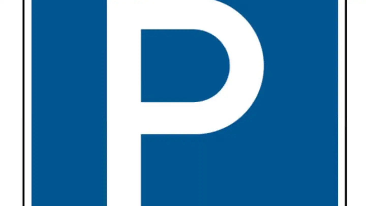 Place de parking souterraine à louer - Seestrasse 45, 8702 Zollikon