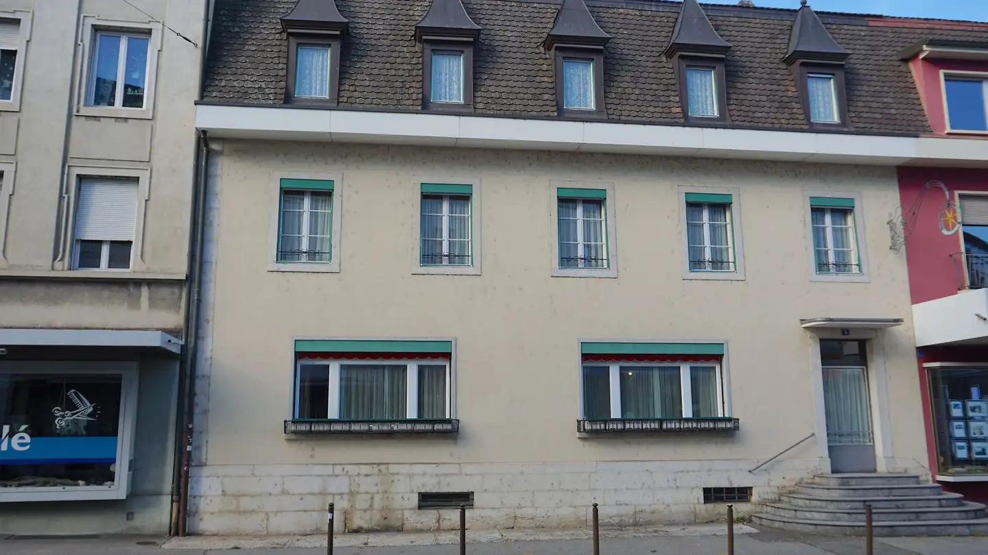 Residential building for sale - Rue De La Maltière 5, 2800 Delémont
