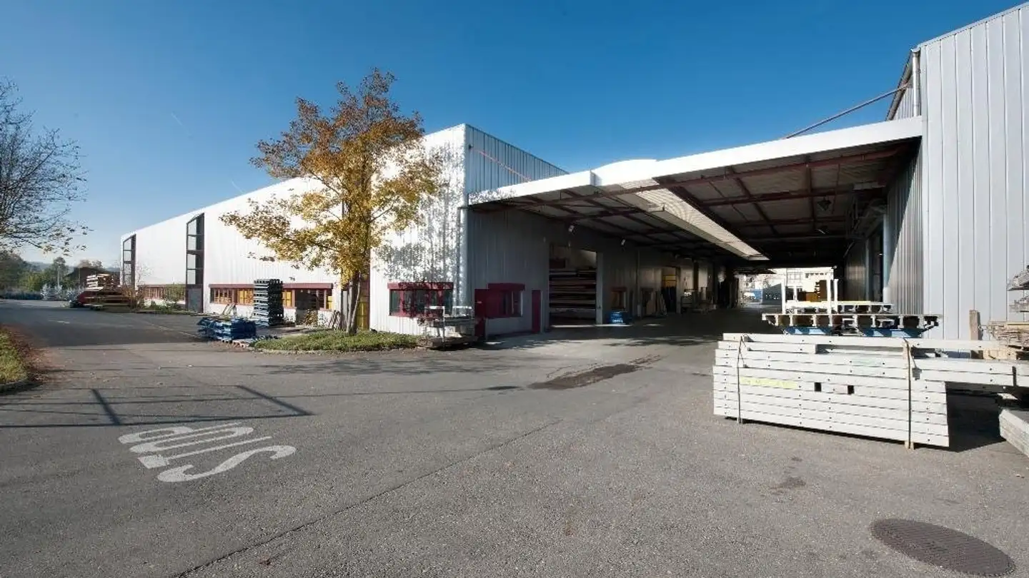 Gewerbe mieten - Stationsstrasse 25, 8155 Niederhasli