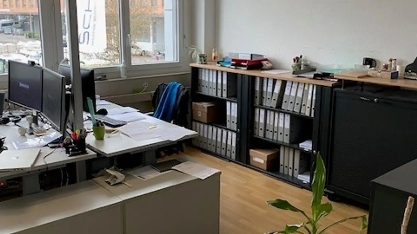 Office space for rent - Industriestrasse 8, 8307 Effretikon