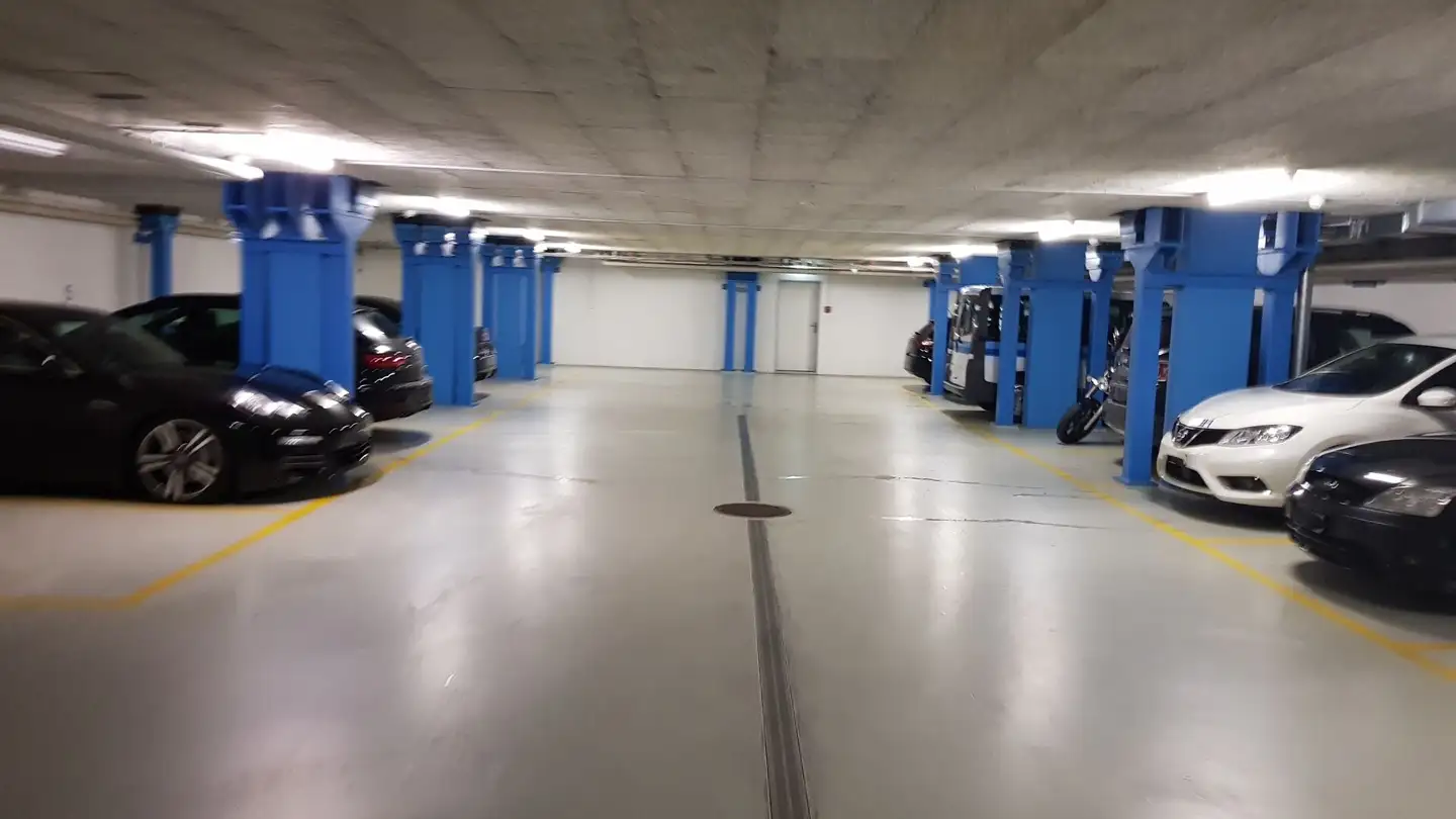 Underground parking space for rent - Hauptstrasse, 3250 Lyss - Photo 3