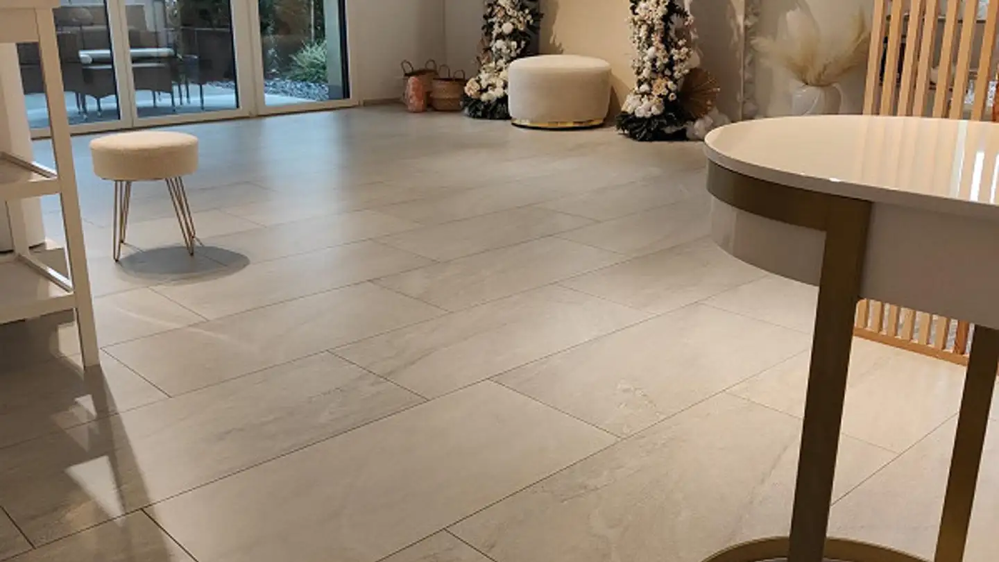 Commercial à louer - Sonnmattstrasse 1, 8854 Siebnen - Photo 2