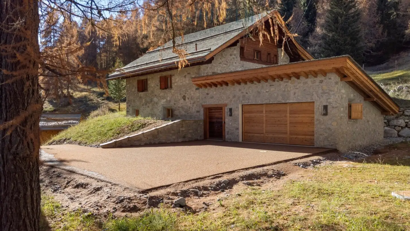 Single house for sale - 7526 Cinuos-chel - Photo 3