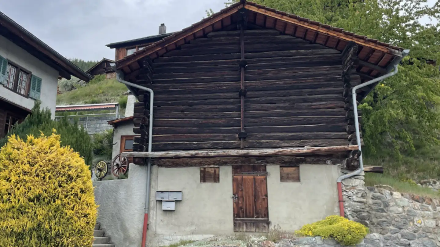 Chalet for sale - Route Centrale 45, 1961 Vernamiège - Photo 2