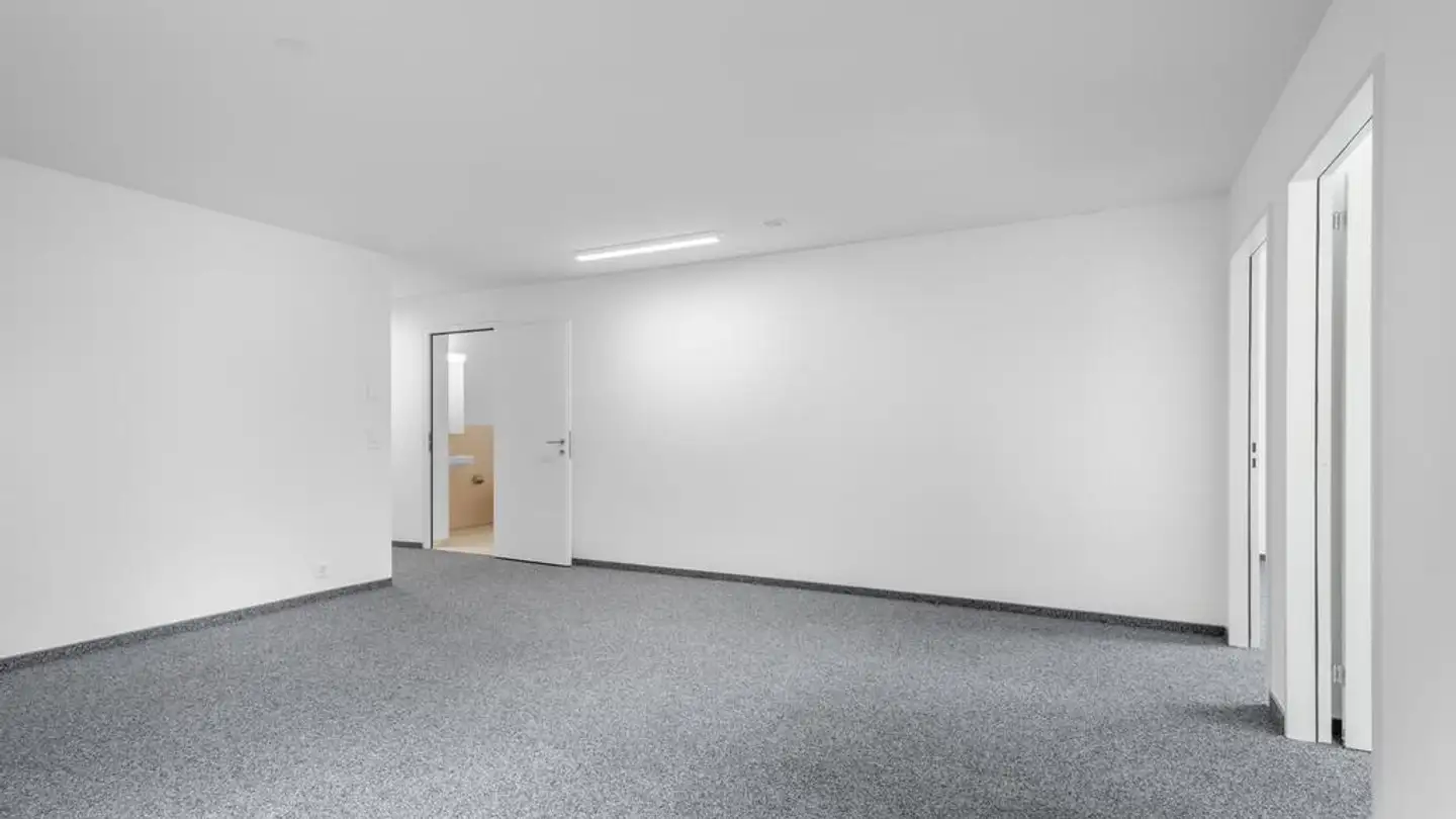 Office space for rent - Seestrasse 90, 8806 Bäch SZ - Photo 3
