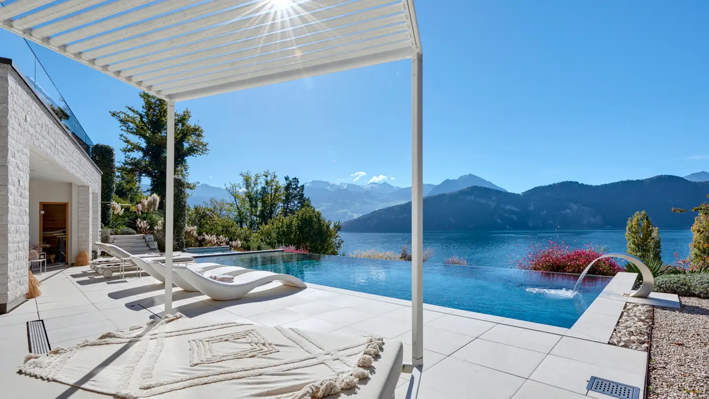 Villa for sale - 6353 Weggis