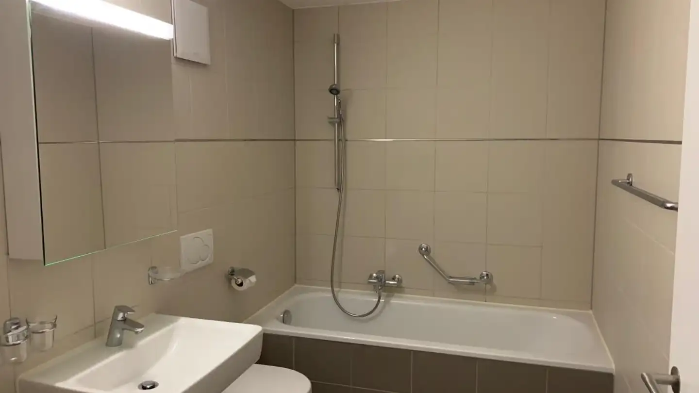 Wohnung mieten - Avenue Des Cadolles 12d, 2000 Neuchâtel - Foto 4