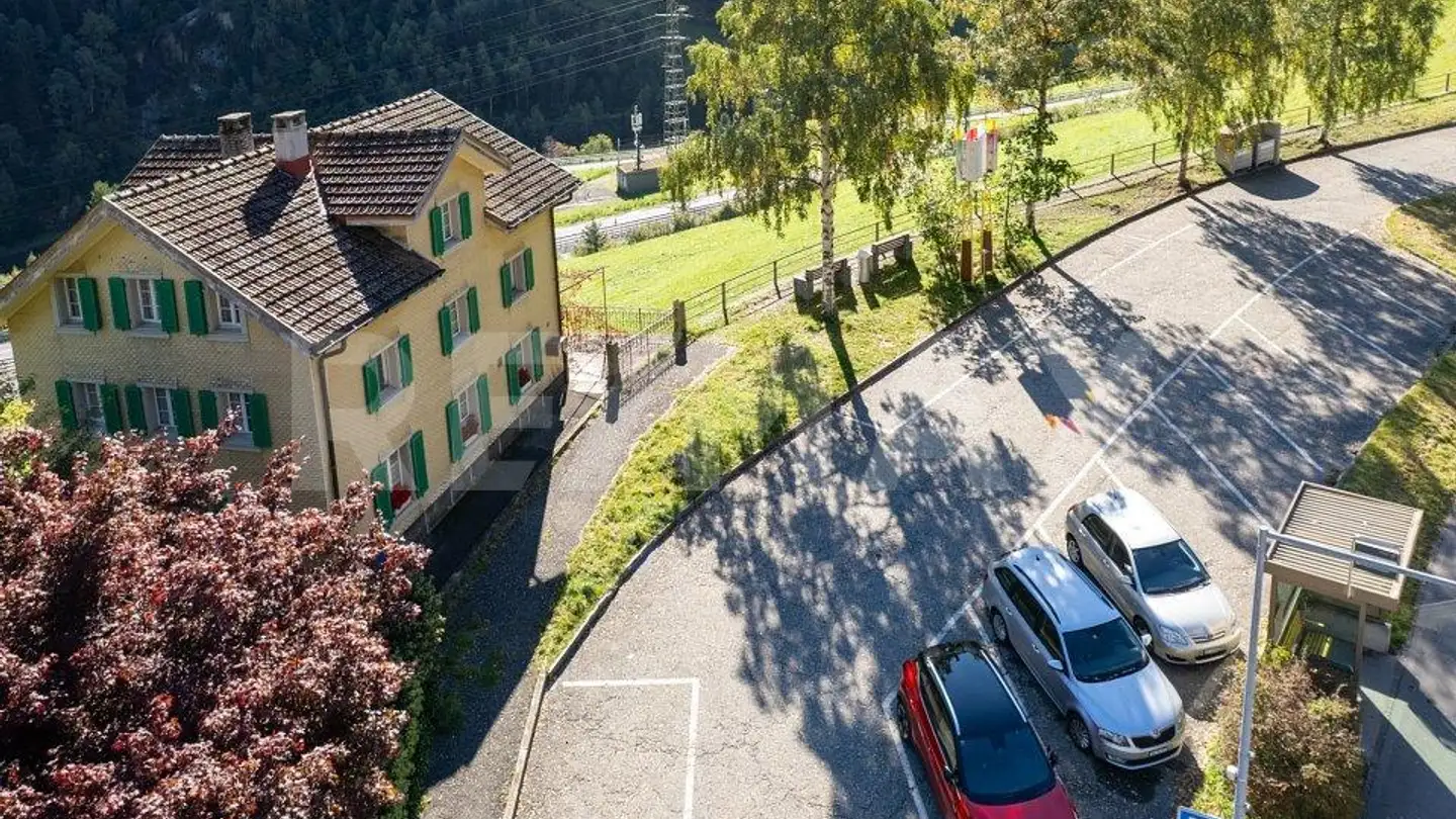 Mehrfamilienhaus kaufen - 6484 Wassen UR