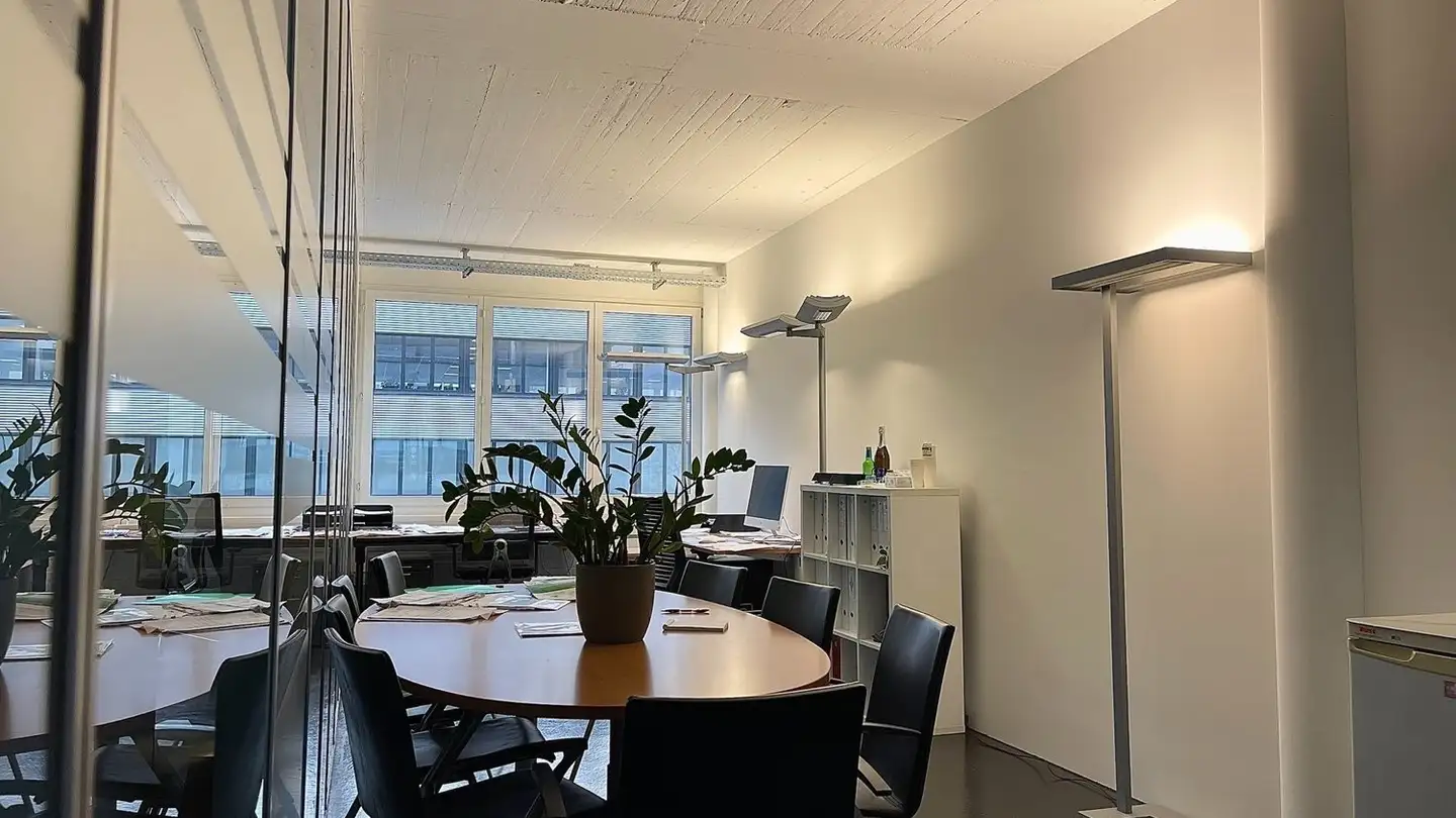 Office space for rent - Brunnmatt 16, 6330 Cham - Photo 2