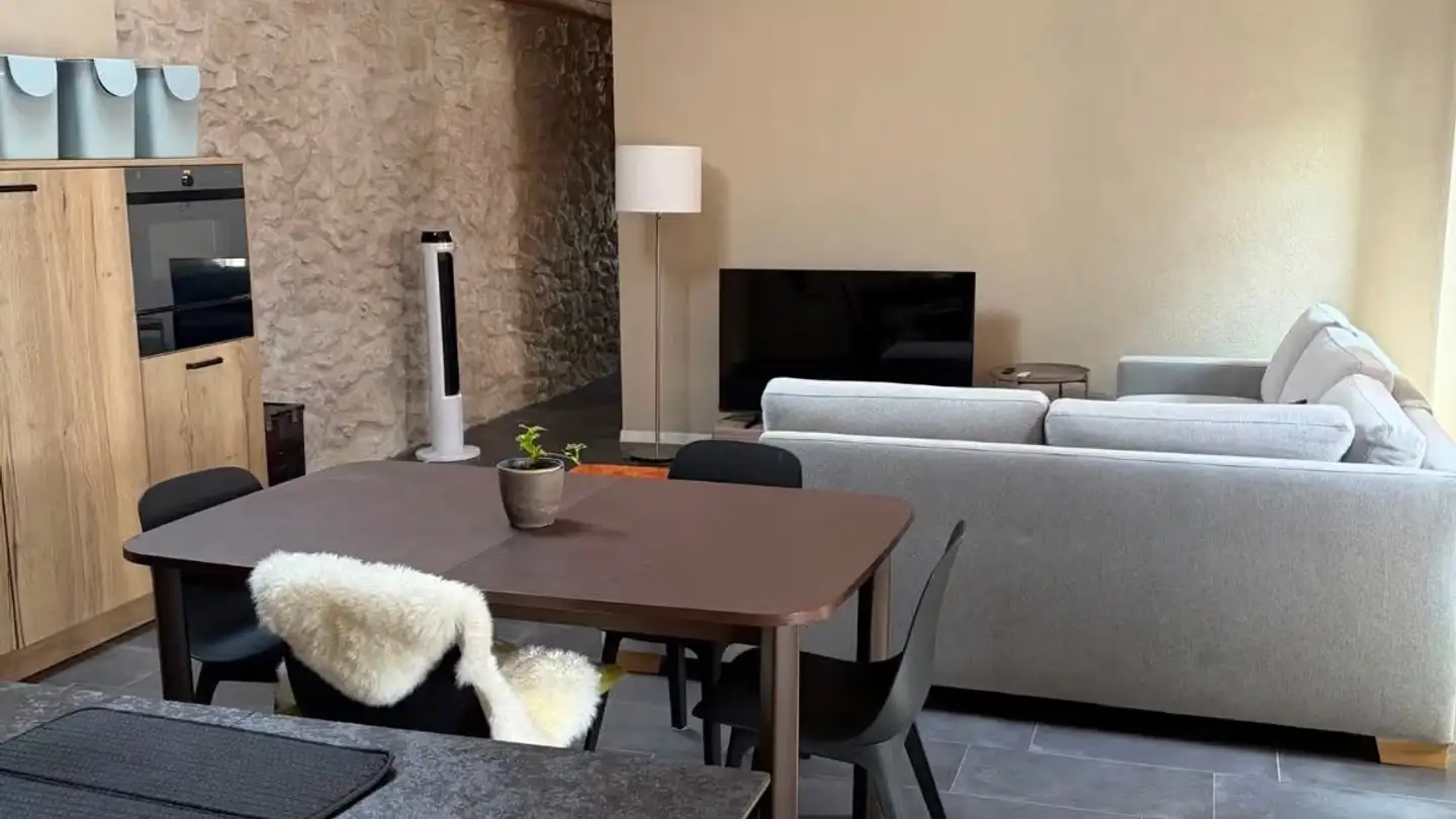 Appartement à louer - Grand-Rue 11, 1426 Concise
