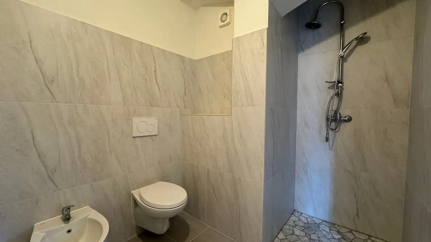 Apartment for rent - Via Del Battistone 4, 6533 Lumino - Photo 3