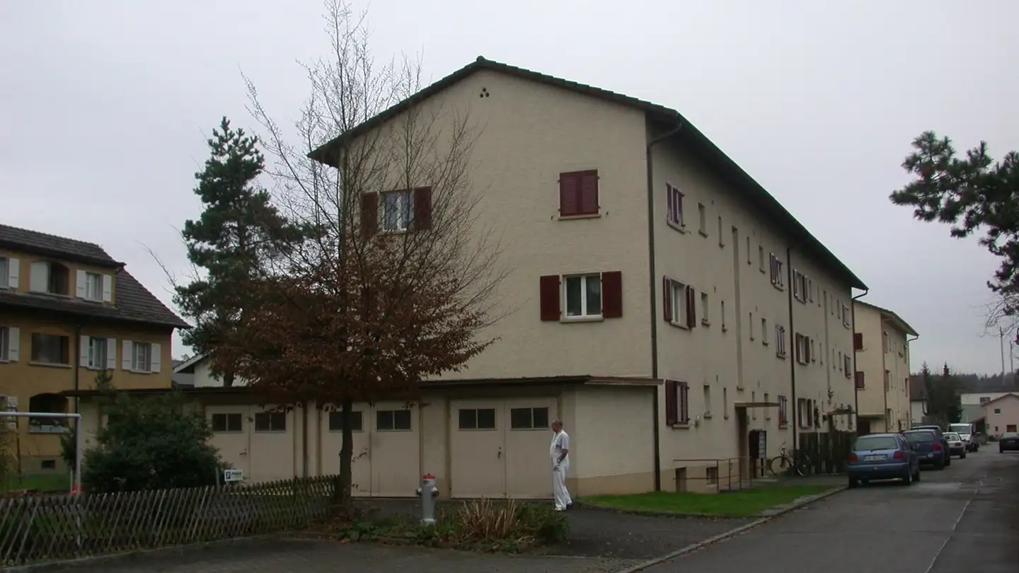 Parkplatz im Freien mieten - Grubenweg 3, 5034 Suhr