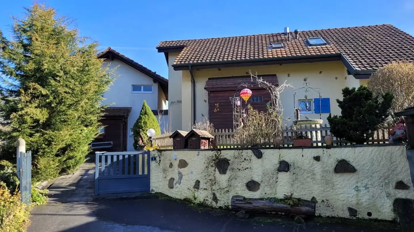 Single house for sale - 1432 Gressy