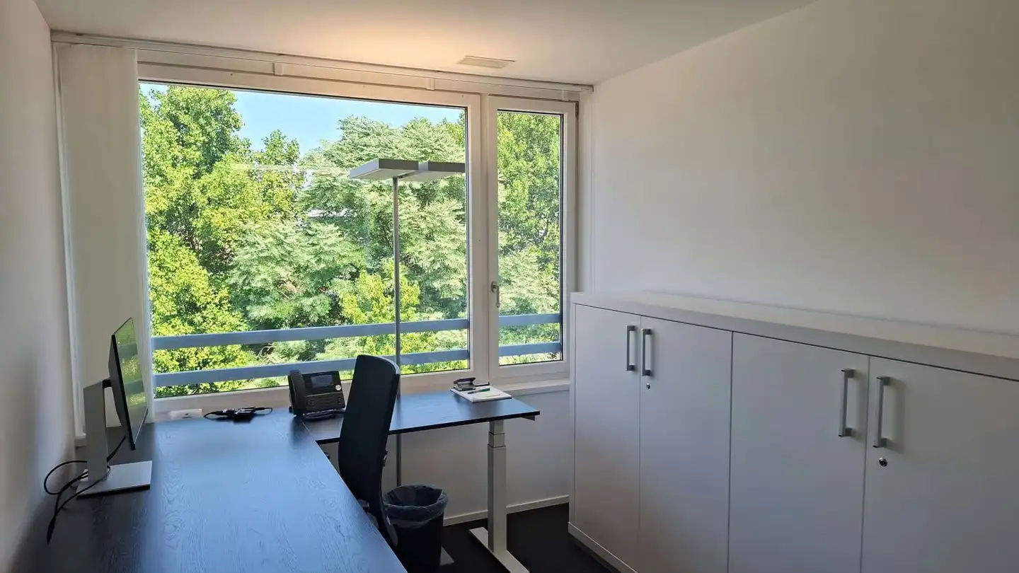 Bureau à louer - Bahnhofstrasse 1, 6340 Baar
