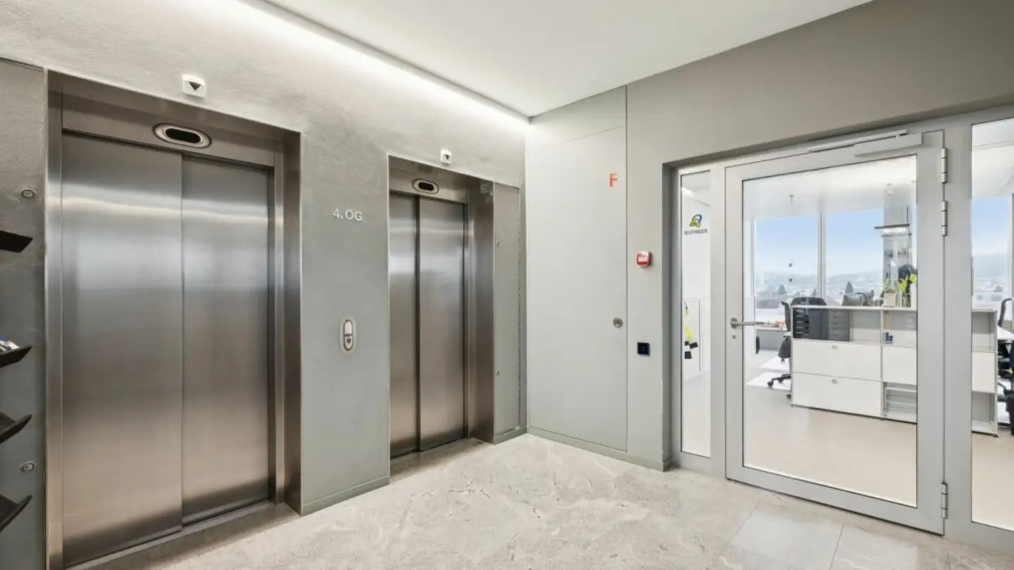 Commercial à louer - Untere Brühlstrasse 4, 4800 Zofingen - Photo 2